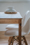 Table et chaises style scandinave